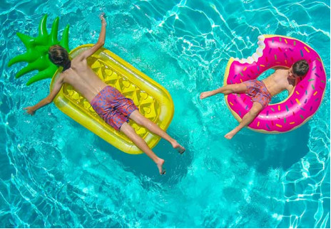 Mantener limpia el agua de la piscina infantil: salud y seguridad sin cloro