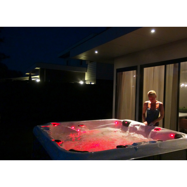 Piscina de masaje SPA – Repose