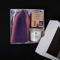 Estuche de regalo LAVANDA. Tapón, aceites esenciales y sal marina.  Estuche de regalo LAVANDA. Tapón, aceites esenciales y sal marina.