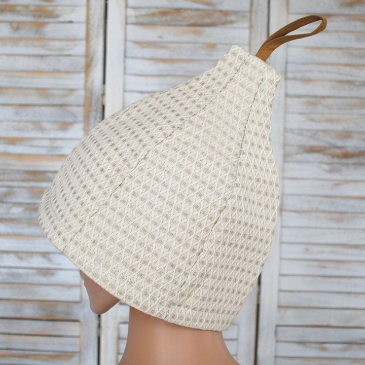 Set de regalo en caja para él. Gorro y delantal de sauna para hombre - LINO, bordado.