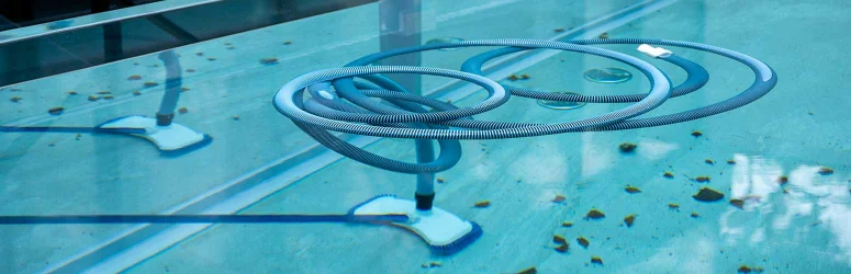 Los 10 problemas más comunes en las piscinas durante el verano y sus soluciones rápidas.