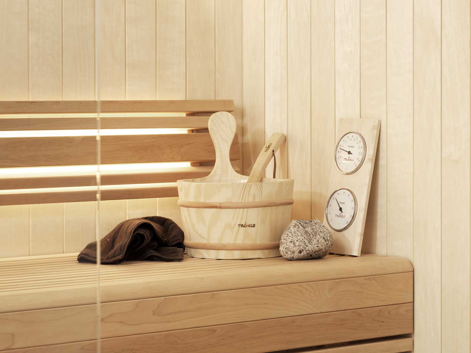 Accesorios para sauna: por qué son necesarios