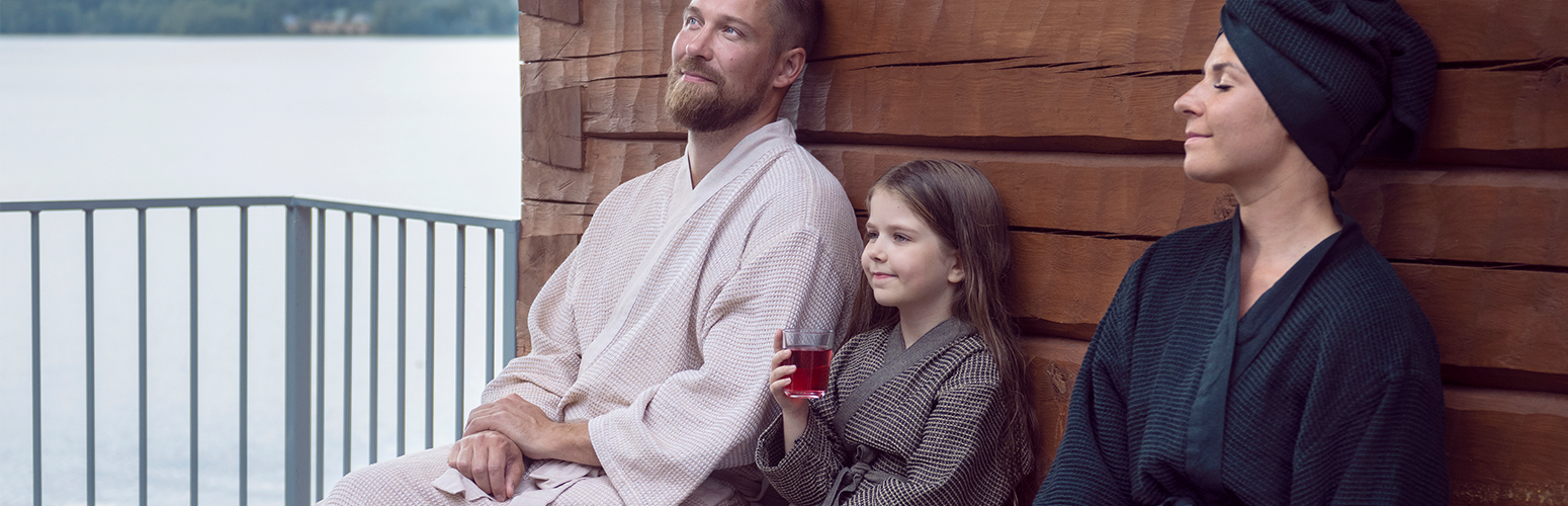 Ropa para sauna: las telas sintéticas no son adecuadas aquí