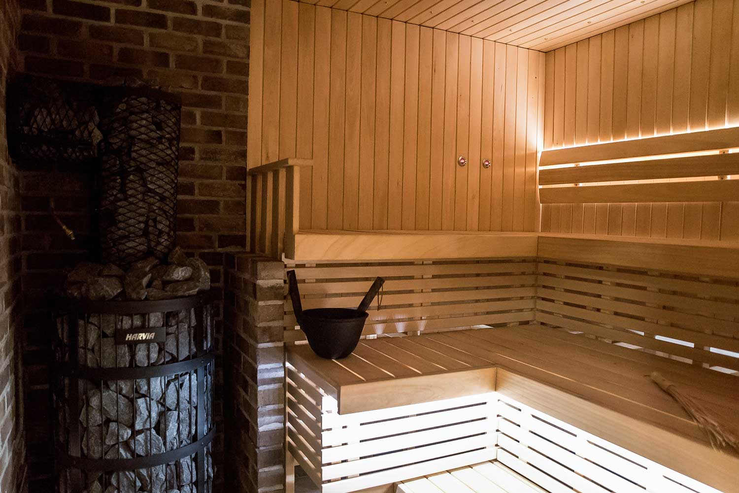 La instalación de una sauna es una tarea difícil para todos los que la tienen