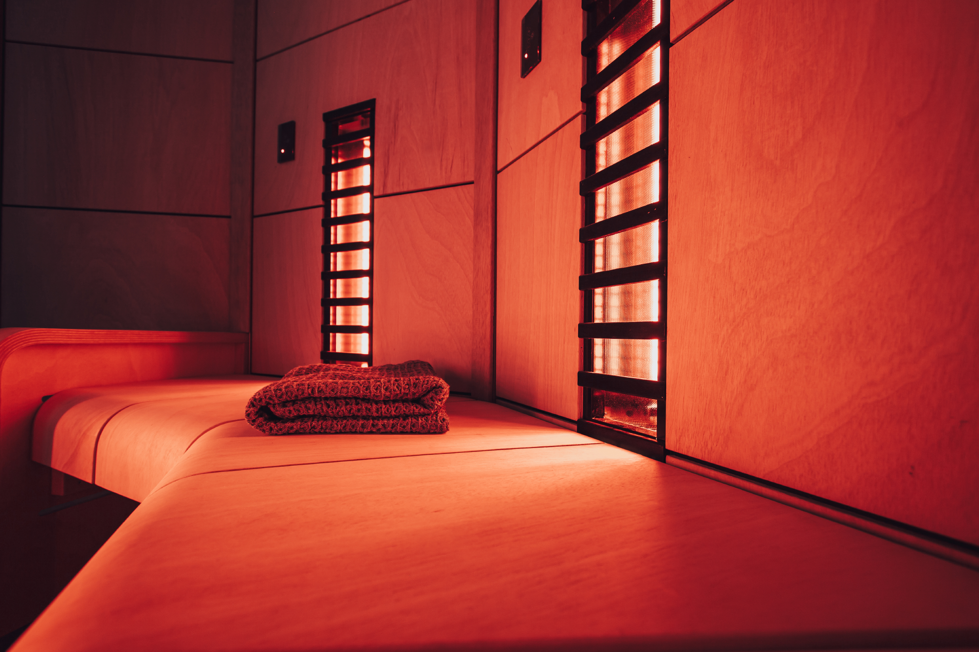 Terapia de luz roja y sauna infrarroja: diferencias y beneficios
